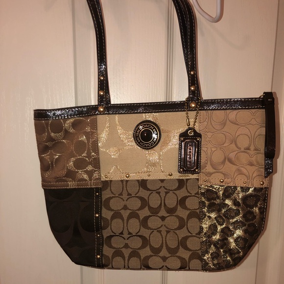 Coach Handbags - Coach shoulder bag